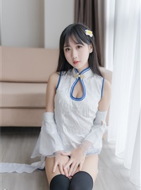 Rabbit Play Reflection VOL.046 White Qipao(26)